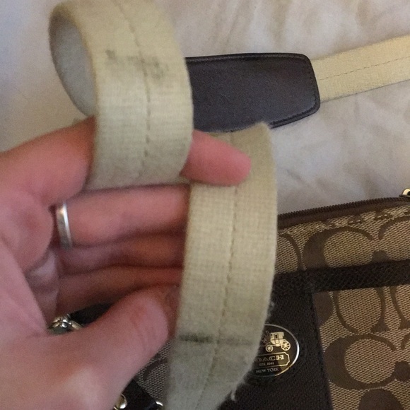 Coach purse - Picture 4 of 5